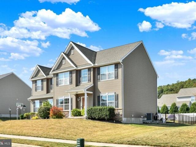 House for sale in Etters, Pennsylvania