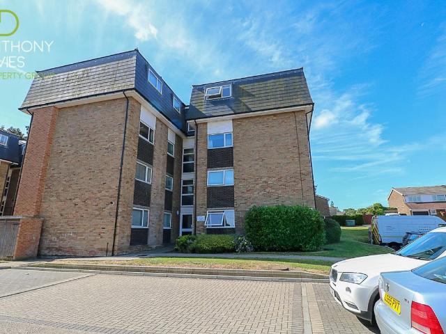 Apartment for rent in Hoddesdon, Broxbourne