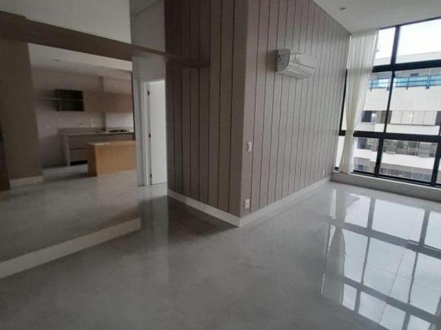 Apartamento venda em Região Geográfica Imediata do Distrito Federal, Região Integrada de Desenvolvimento do Distrito Federal e Entorno