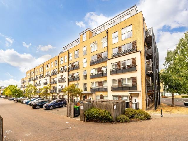 Apartment for rent in London Borough of Hounslow, Spring Grove