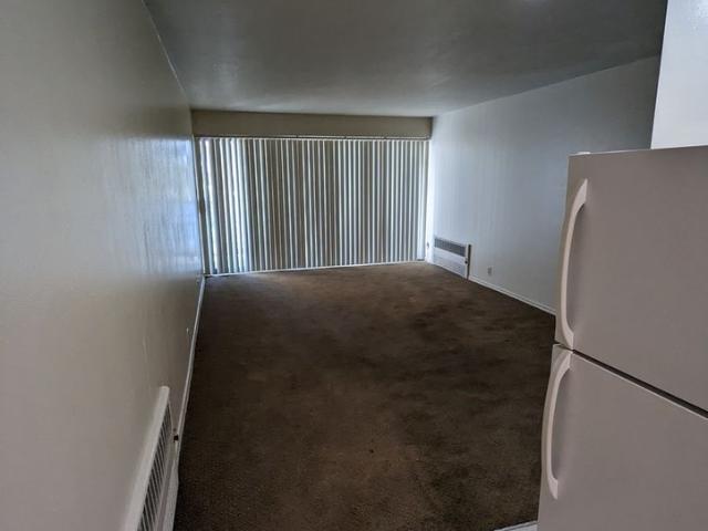 Apartment for rent in Portage Bay, Seattle