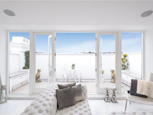 House for rent in St. John's Wood, Greater London