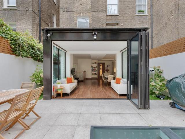 House for rent in St. John's Wood, Greater London
