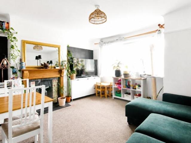 Apartment for rent in St. George's Industrial Estate, Greater London
