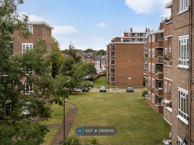 Room for rent in Fulham, Greater London