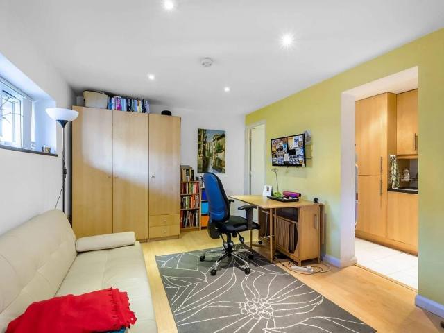 Studio for rent in Blackwall, Greater London