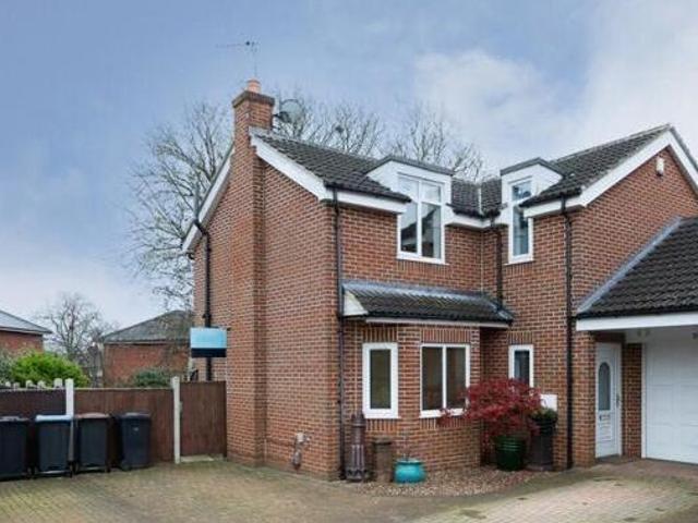 House for sale in Hookstone, Harrogate