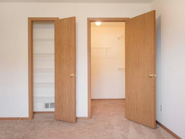 Apartment for rent in Hennepin, Minnesota