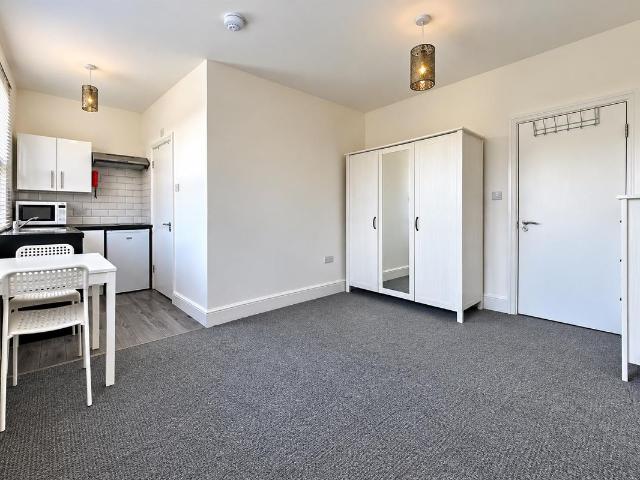 Studio for rent in London Borough of Haringey, Greater London