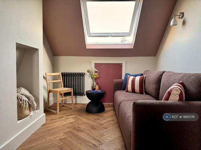 Apartment for rent in London Borough of Waltham Forest, Greater London