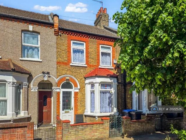 House for rent in Upper Edmonton, Greater London