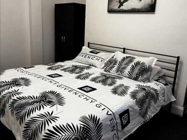 House for rent in Royal Borough of Kensington and Chelsea, Greater London