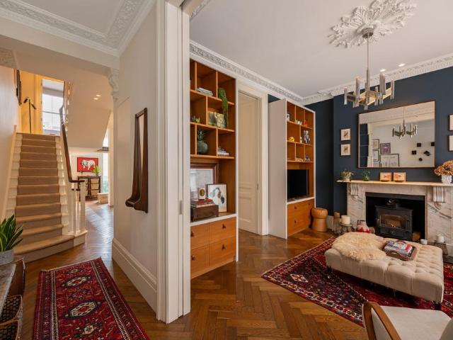 House for rent in North Kensington, Greater London