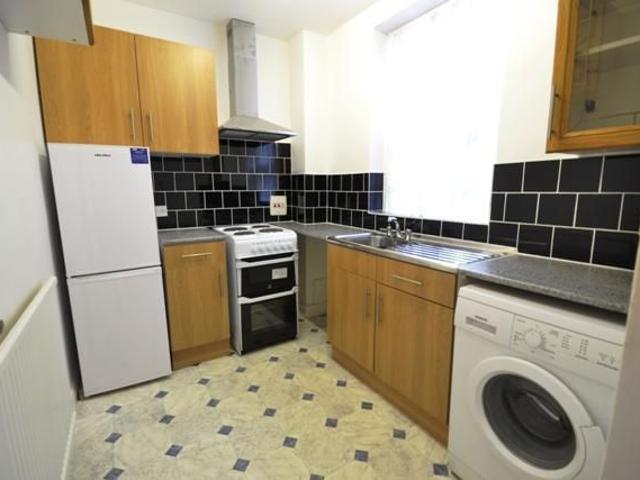 Studio for rent in North Kensington, Greater London