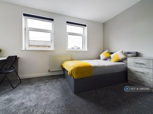 House for rent in Avenham, Preston