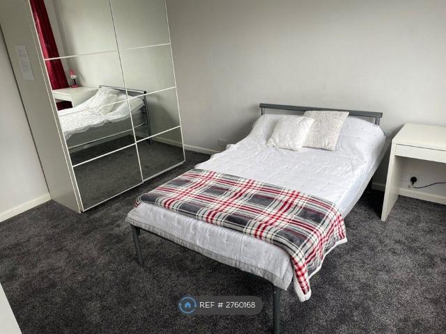 Room for rent in The Brampton, Butterton
