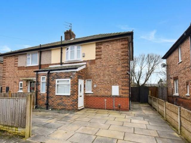 House for sale in Widnes
