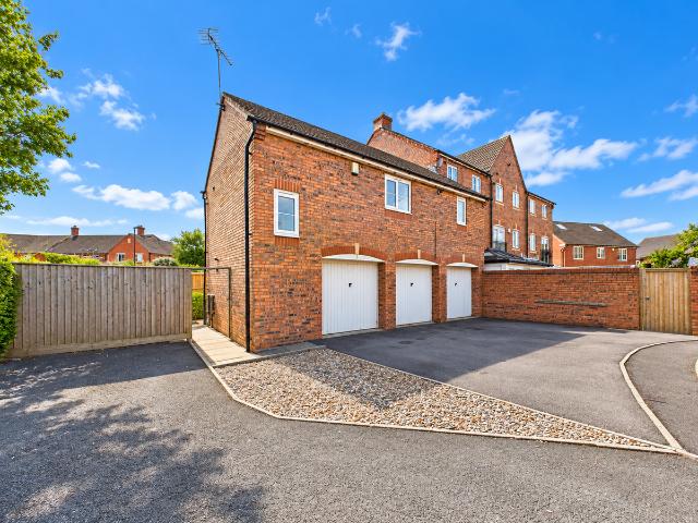 House for rent in Wheatpieces, Tewkesbury