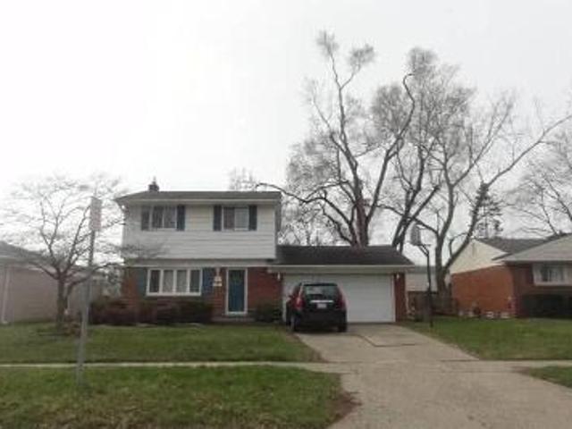 House for sale in Sterling Heights