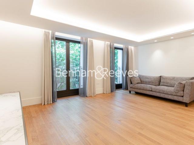 Apartment for rent in Kensington, Greater London