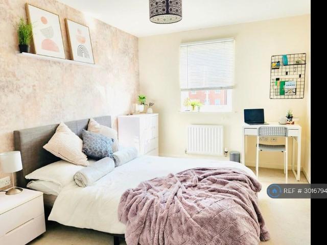 House for rent in Fordham Heath, Essex