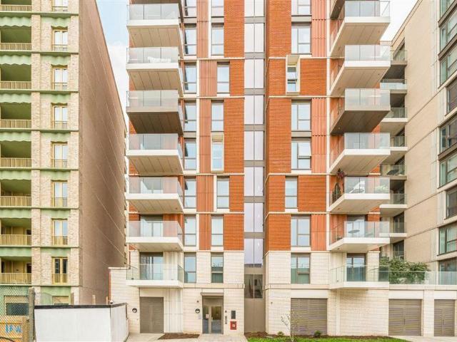 House for rent in Nine Elms, Greater London
