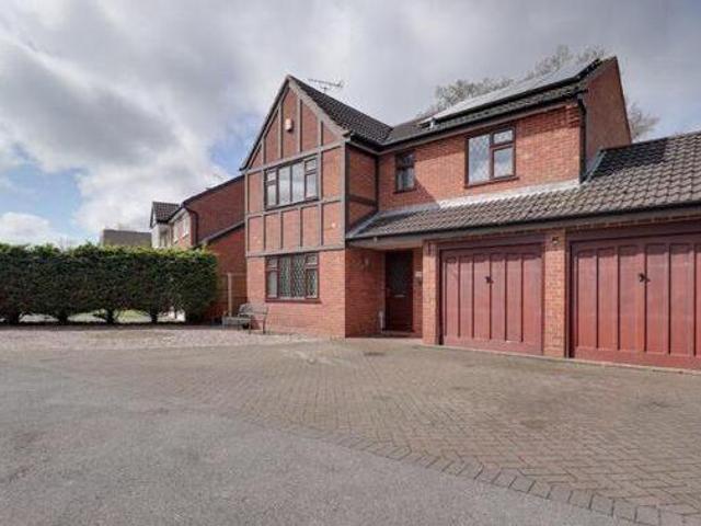 House for sale in Baswich, Staffordshire