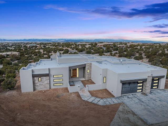 Land for sale in Santa Fe, New Mexico