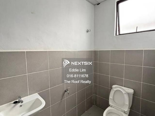 Shop for rent in Georgetown, Penang