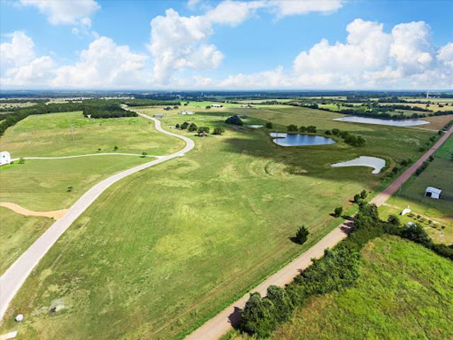 Land for sale in Carmine, Texas