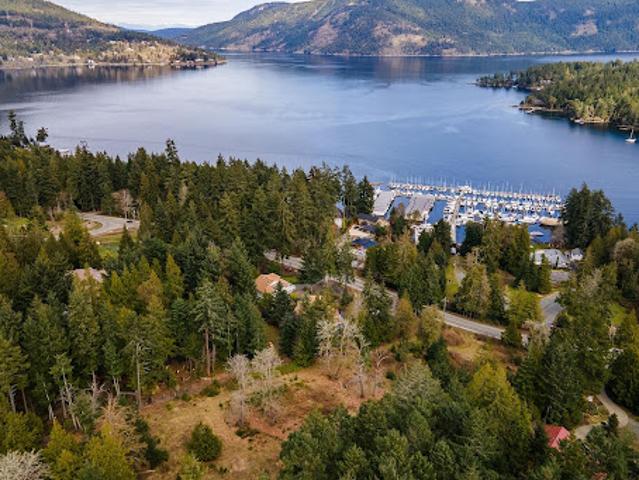 Land for sale in Duncan, British Columbia