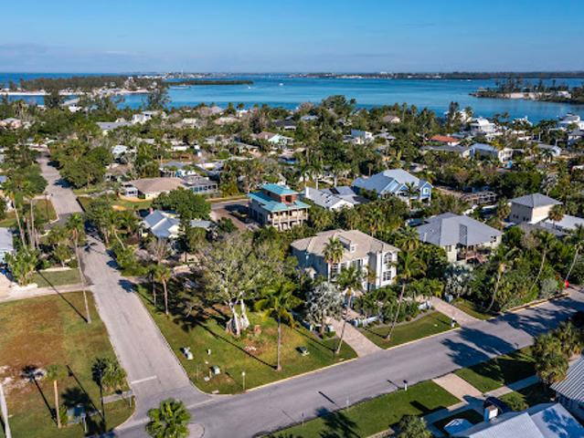 Land for sale in Longboat Key, Florida
