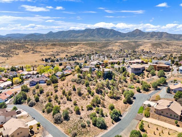Land for sale in Dewey, Arizona