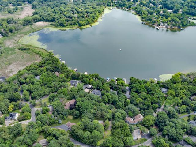 Land for sale in Chanhassen