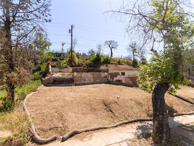 Land for sale in Canoga Park, California