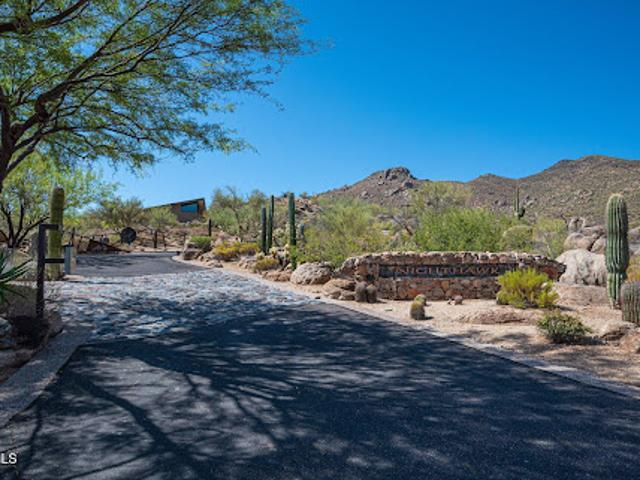 Land for sale in Carefree, Arizona