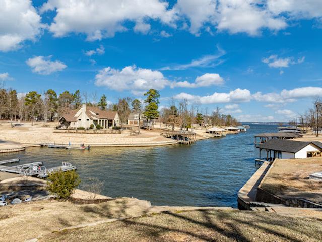 Land for sale in Henderson, Texas