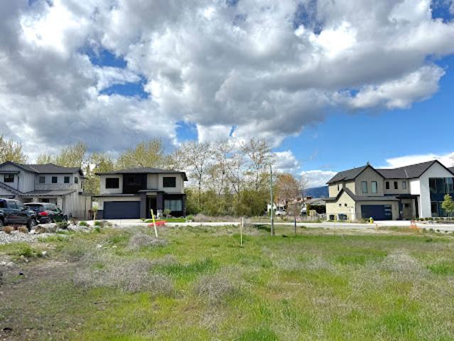 Land for sale in Kelowna