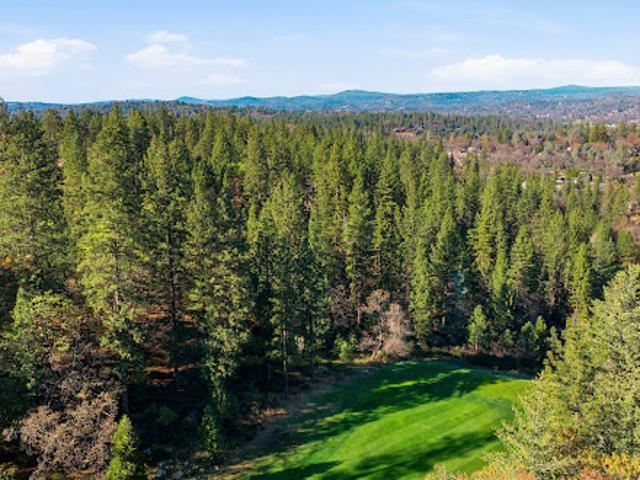 Land for sale in Applegate, California