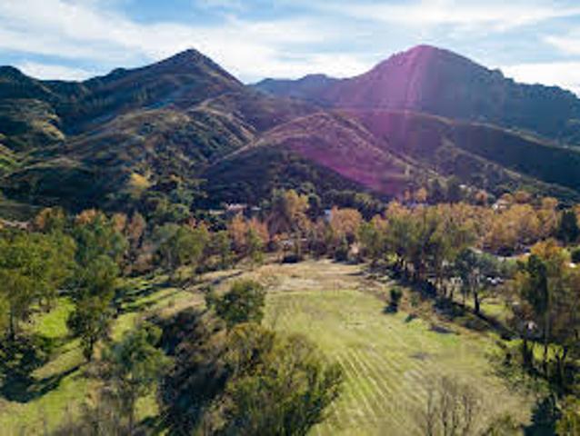 Land for sale in Agoura Hills Land for sale in Agoura Hills