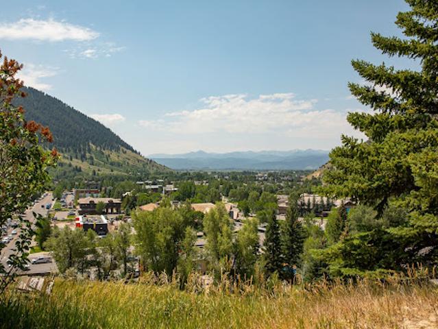 Land for sale in Wyoming