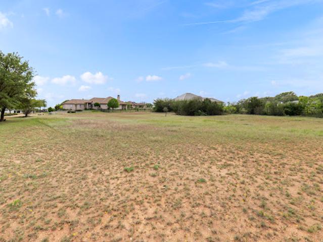 Land for sale in Spicewood, Texas