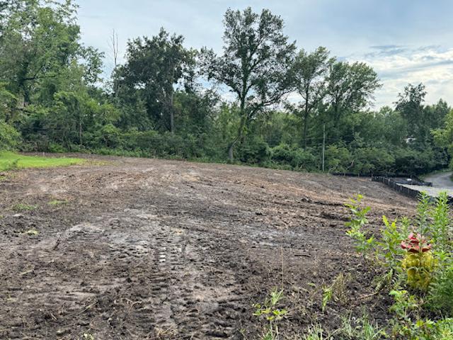 Land for sale in Creve Coeur, Missouri