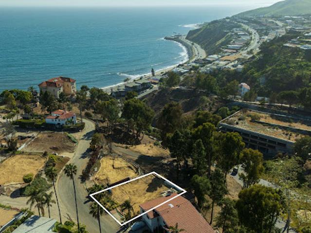 Land for sale in Pacific Palisades Land for sale in Pacific Palisades