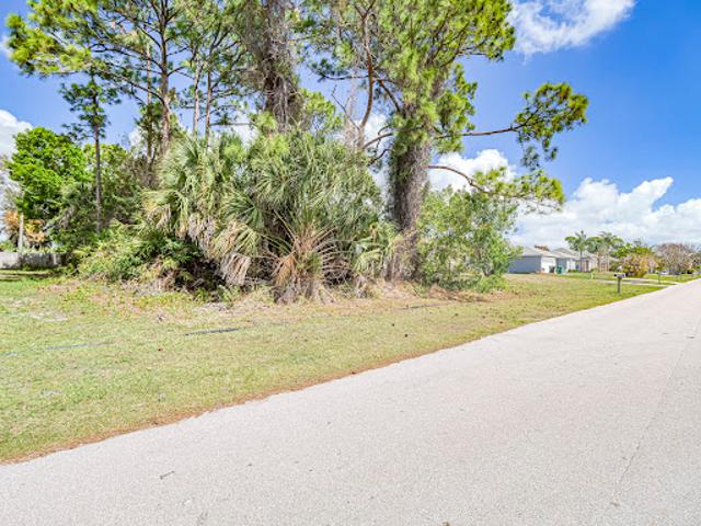 Land for sale in Port Saint Lucie, Florida
