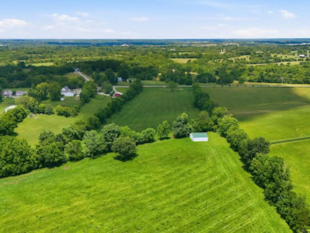 Land for sale in Simpsonville, Kentucky