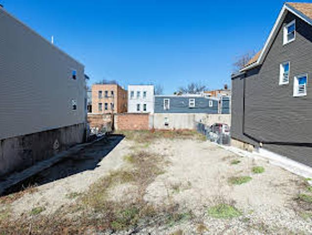 Land for sale in Bronx