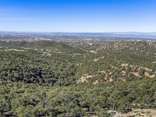 Land for sale in Santa Fe, New Mexico