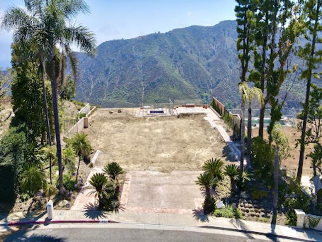 Land for sale in Canoga Park, California