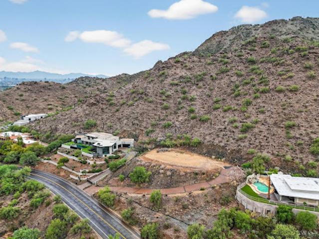 Land for sale in Paradise Valley, Arizona